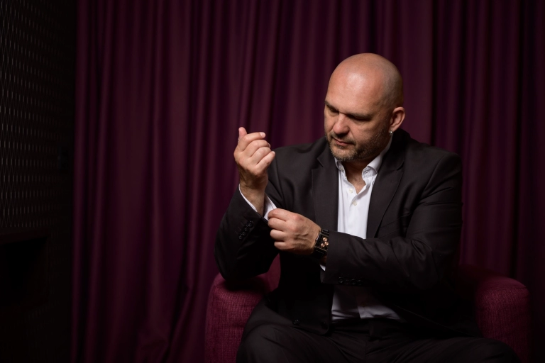 Outdoor & Indoor Portrait Session with Pop-Rock Singer Igor Vukojević | Doboj | Photos by Sinisa Zec Studio